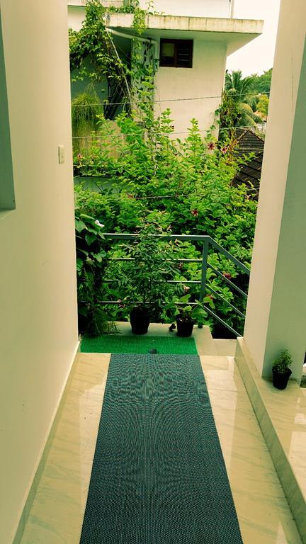 Villa Mariana Kochi Exterior foto